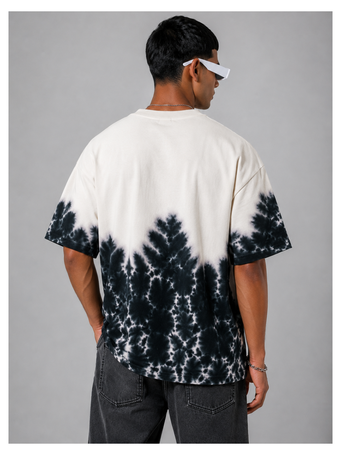Avenster Classic Black Tie-Dye Oversized Tee for Everyday Style