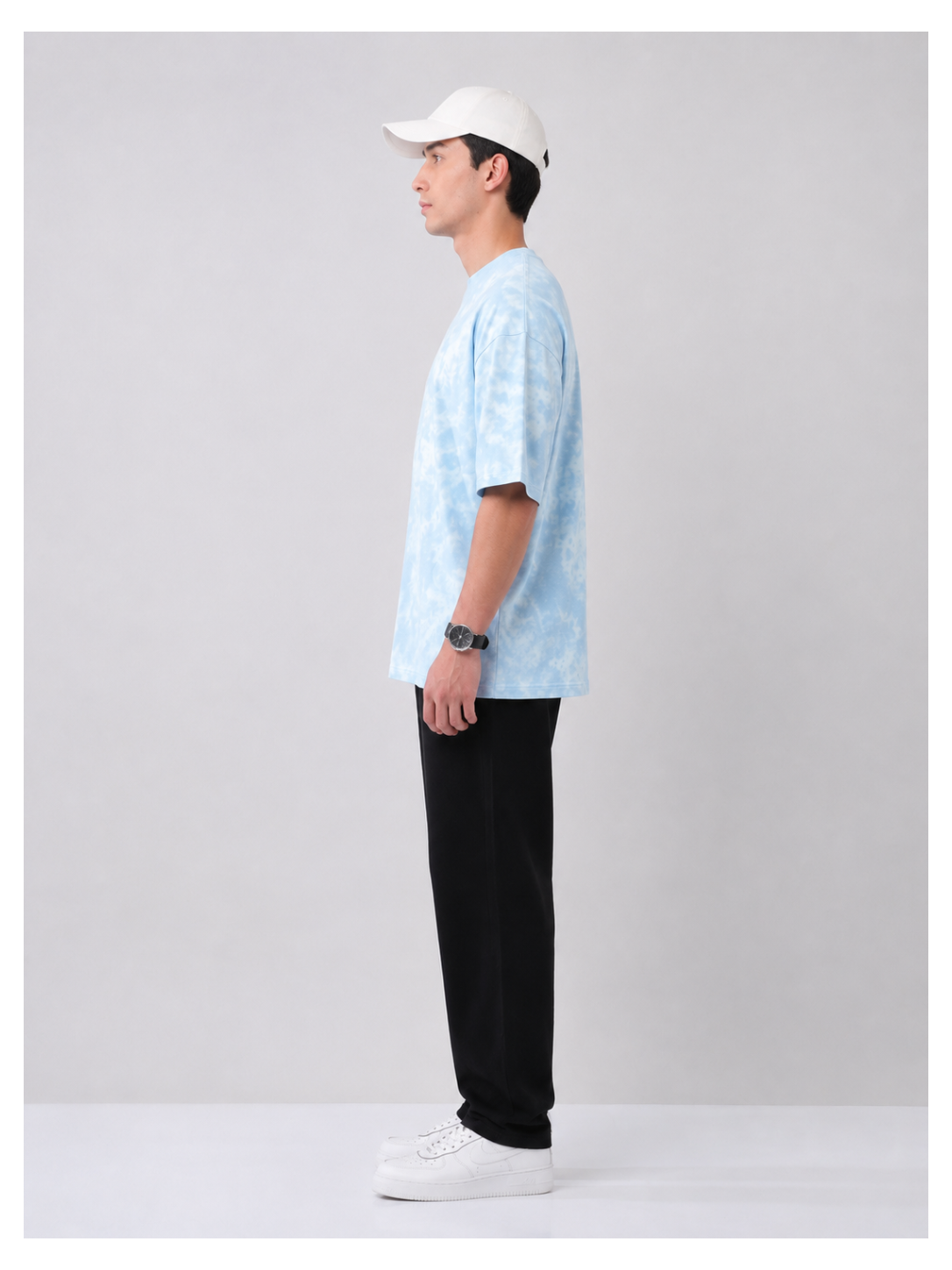Avenster Oversized White &  Blue Tie-Dye Tee – Cool Style